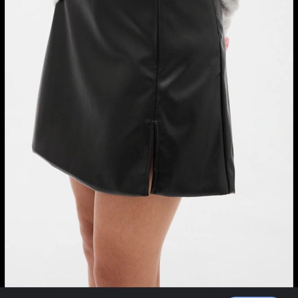 Art Class Black Faux Leather Pebbled Mini Skirt With Slit